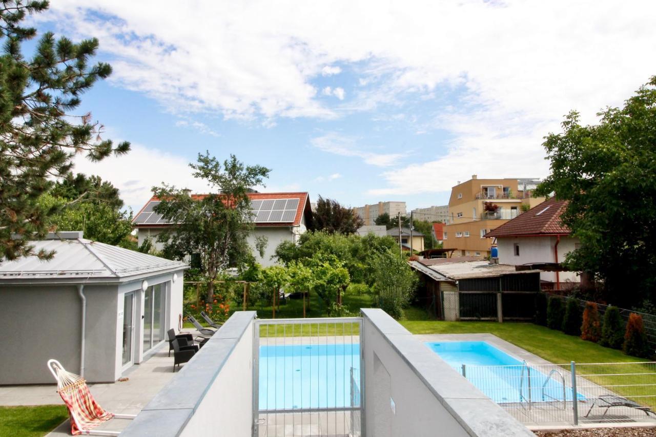 Modern Balcony Apartment With Pool Close To Lake In "Donaustadt" Vídeň Exteriér fotografie